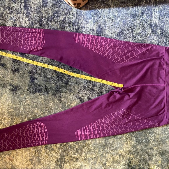 Nike set small purple pink dri-fit workout - Picture 6 of 9